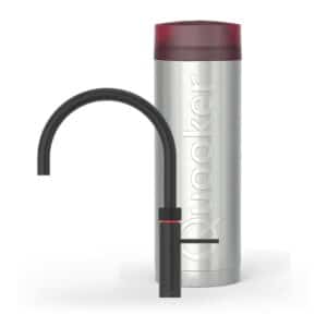 Quooker Fusion Round Zwart met PRO3, kraan en reservoir samen op wit