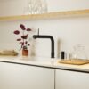 Quooker Front Zwart Losse Kraan in een vierde keukenopstelling