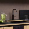 Quooker Fusion Square Gunmetal met Combi in een derde keukenopstelling