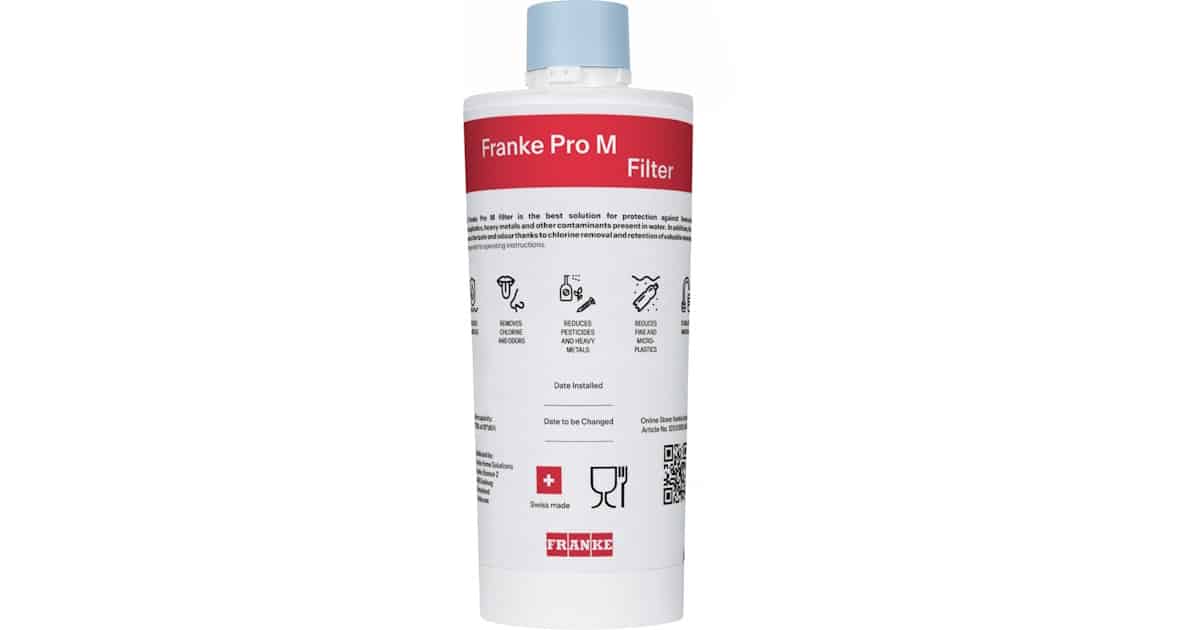 Franke Pro M filter zorgt voor gezuiverd water: zachter van smaak en filtert o.a. schadelijke medicijnresten, hormonen en zware metalen.