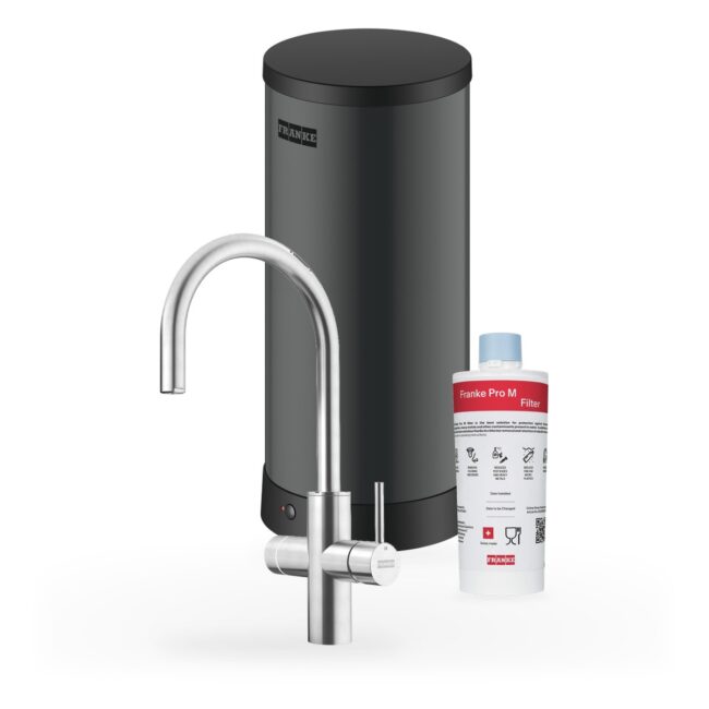 Franke Maris Touch 3-in-1 Rond RVS met Maris 7 liter, kraan, reservoir en filter samen op wit