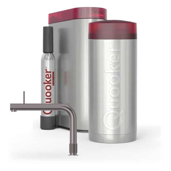 Quooker Front Gunmetal met Combi+ en een CUBE, kraan, reservoir en CUBE samen op wit